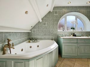 Photo 36- click for photo gallery